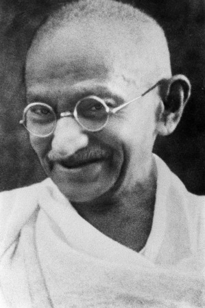 s_Portrait_Gandhi-2